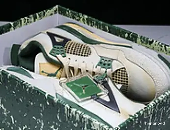 Hyperoad JORDAN AIR 4 0529